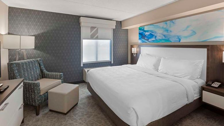 <b>Executive Residency by BW Toronto Room</b>. Images powered by <a href="https://iceportal.shijigroup.com/" title="IcePortal" target="_blank">IcePortal</a>.