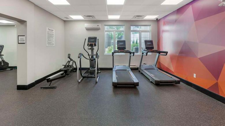 <b>Executive Residency by BW Toronto Health</b>. Images powered by <a href="https://iceportal.shijigroup.com/" title="IcePortal" target="_blank">IcePortal</a>.