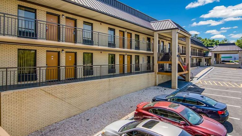 <b>Americas Best Value Inn Exterior</b>. Images powered by <a href="https://iceportal.shijigroup.com/" title="IcePortal" target="_blank">IcePortal</a>.
