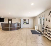SureStay By Best Western Thomson Lobby