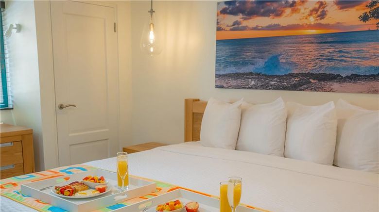 <b>Amsterdam Manor Beach Resort Room</b>. Images powered by <a href="https://iceportal.shijigroup.com/" title="IcePortal" target="_blank">IcePortal</a>.