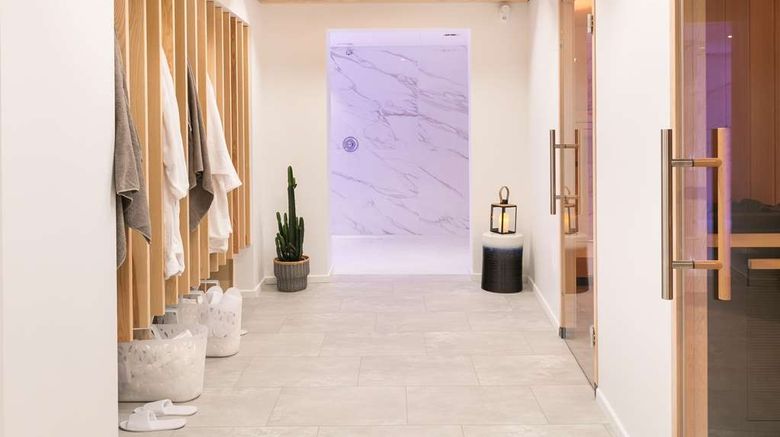 <b>7Hotel & Fitness Spa</b>. Images powered by <a href="https://iceportal.shijigroup.com/" title="IcePortal" target="_blank">IcePortal</a>.