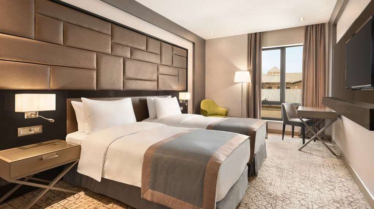 Wyndham Grand Tbilisi Room