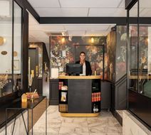 Hotel Edmond W Lobby