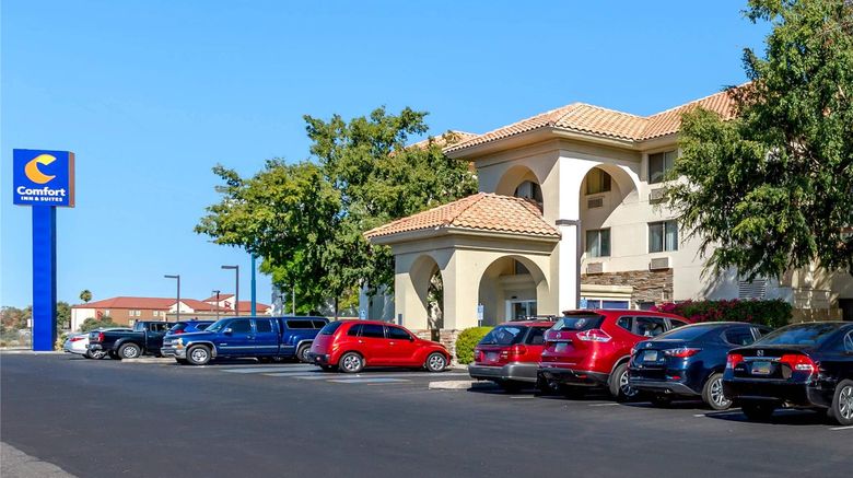 <b>Comfort Inn & Suites Phoenix North Deer Exterior</b>. Images powered by <a href="https://iceportal.shijigroup.com/" title="IcePortal" target="_blank">IcePortal</a>.
