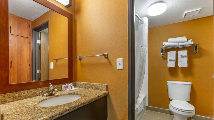 Comfort Inn & Suites Phoenix North Deer Room