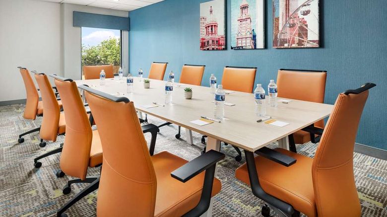 <b>Hampton Inn Houston-Hobby Airport Meeting</b>. Images powered by <a href="https://iceportal.shijigroup.com/" title="IcePortal" target="_blank">IcePortal</a>.