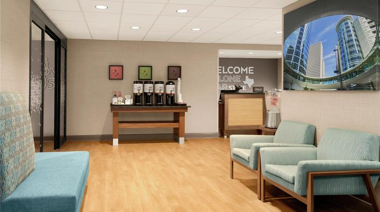 Hampton Inn Houston-Hobby Airport Lobby