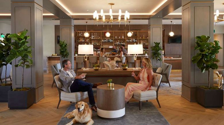 <b>L'Auberge Del Mar Restaurant</b>. Images powered by <a href="https://iceportal.shijigroup.com/" title="IcePortal" target="_blank">IcePortal</a>.