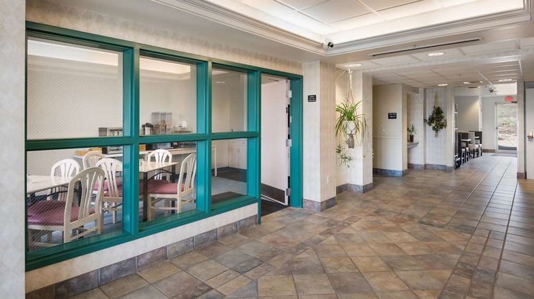 <b>Red Lion Inn & Suites Butte Lobby</b>. Images powered by <a href="https://iceportal.shijigroup.com/" title="IcePortal" target="_blank">IcePortal</a>.