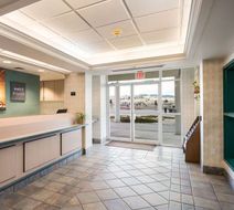 Red Lion Inn & Suites Butte Lobby
