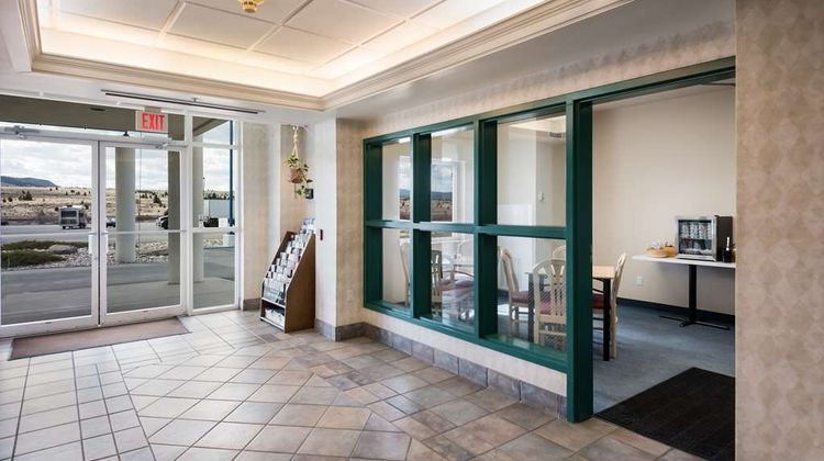 Red Lion Inn & Suites Butte Lobby