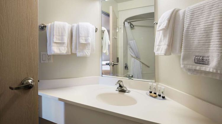 Red Lion Inn & Suites Butte Room