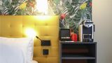 Ibis Styles Puteaux Paris La Defense Room
