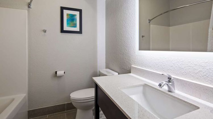Best Western Shallotte-Ocean Isle Beach Room