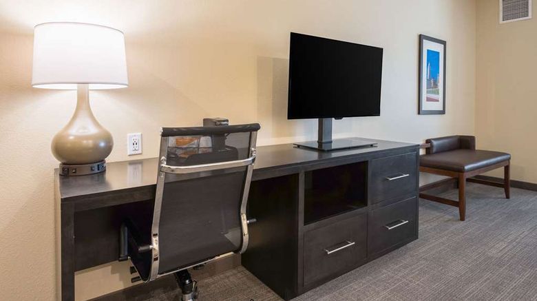 <b>Comfort Suites Marysville Room</b>. Images powered by <a href="https://iceportal.shijigroup.com/" title="IcePortal" target="_blank">IcePortal</a>.