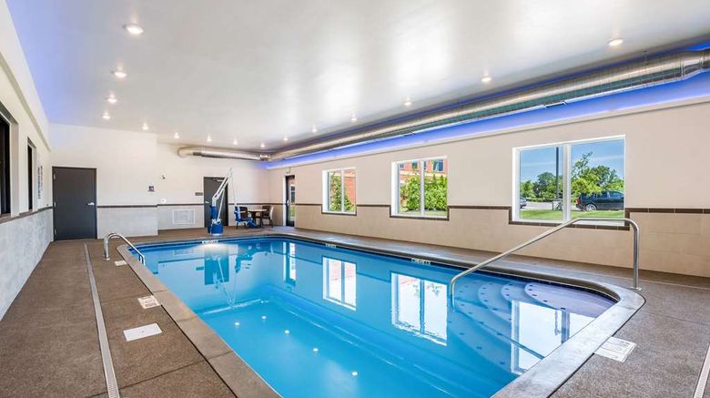 <b>Comfort Suites Marysville Pool</b>. Images powered by <a href="https://iceportal.shijigroup.com/" title="IcePortal" target="_blank">IcePortal</a>.