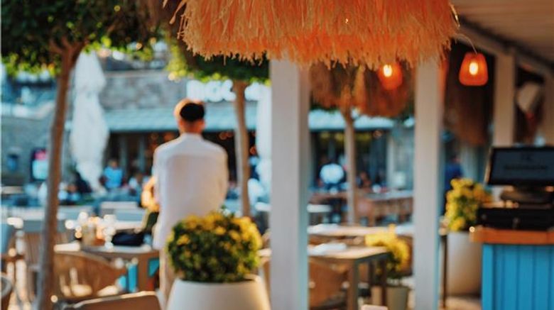 <b>Radisson Collection Hotel, Bodrum Restaurant</b>. Images powered by <a href="https://iceportal.shijigroup.com/" title="IcePortal" target="_blank">IcePortal</a>.