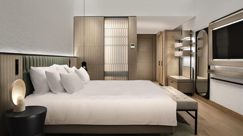 <b>Radisson Collection Hotel, Bodrum Room</b>. Images powered by <a href="https://iceportal.shijigroup.com/" title="IcePortal" target="_blank">IcePortal</a>.