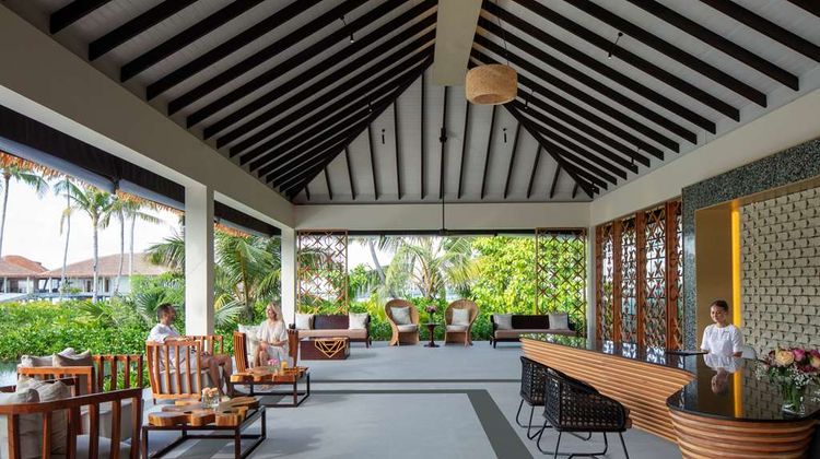 Radisson Blu Resort Maldives Lobby