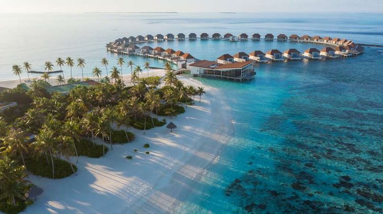 Radisson Blu Resort Maldives Beach