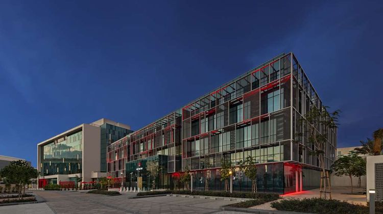Radisson Red Dubai Silicon Oasis Golf