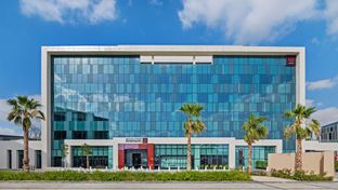 Radisson Red Dubai Silicon Oasis