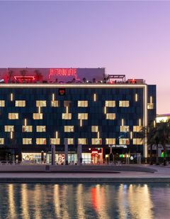Radisson Red Dubai Silicon Oasis