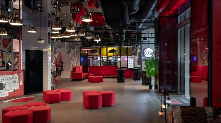 Radisson Red Dubai Silicon Oasis Lobby