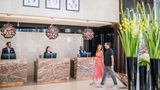 Radisson Blu Hotel, Dubai Canal View Lobby