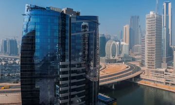 Radisson Blu Hotel, Dubai Canal View