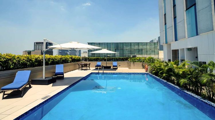 Park Inn By Radisson North EDSA Pool