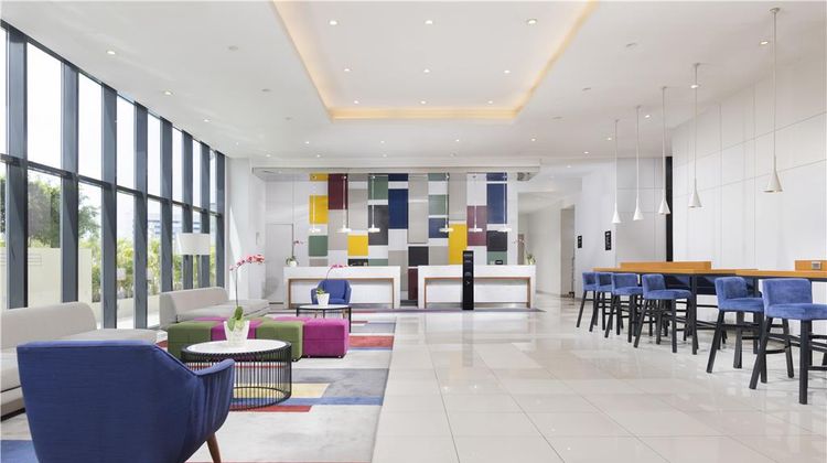 Park Inn By Radisson North EDSA Lobby