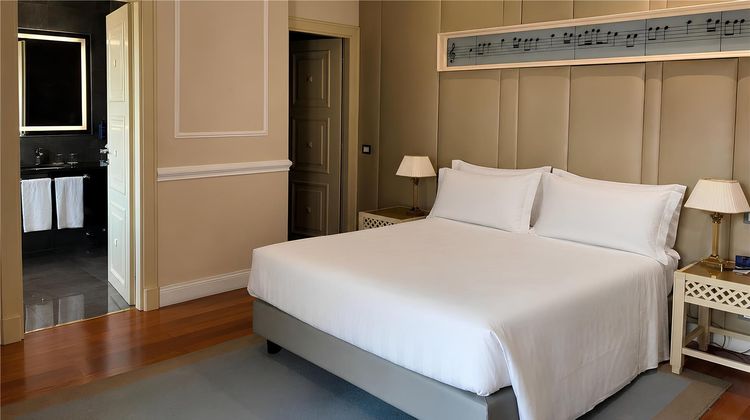 Radisson Blu GHR Hotel, Rome Suite