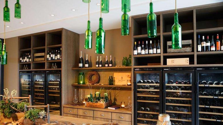 <b>Romantik Hotel Kieler Kaufmann Restaurant</b>. Images powered by <a href="https://iceportal.shijigroup.com/" title="IcePortal" target="_blank">IcePortal</a>.