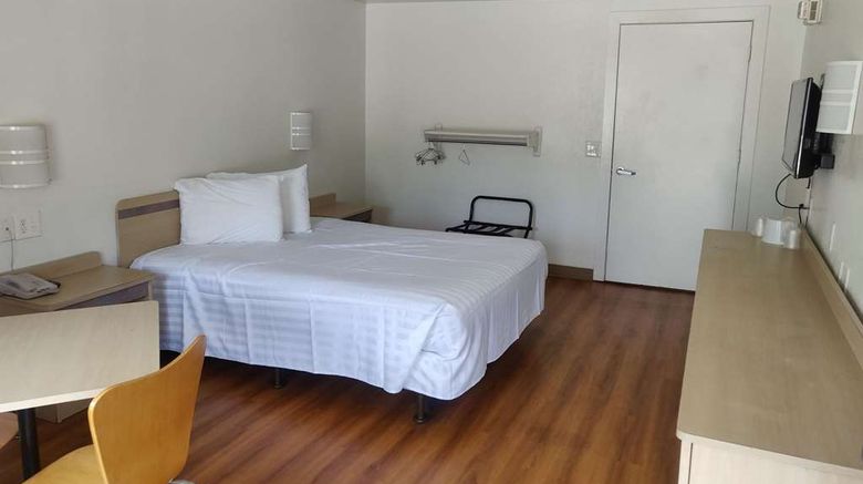 <b>Travelodge by Wyndham Fayetteville Room</b>. Images powered by <a href="https://iceportal.shijigroup.com/" title="IcePortal" target="_blank">IcePortal</a>.