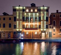 Ca Bonfadini Hotel Exterior
