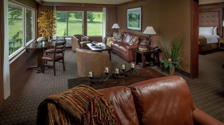 Olympic Lodge Suite