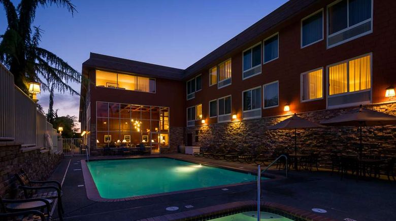 <b>Olympic Lodge Pool</b>. Images powered by <a href="https://iceportal.shijigroup.com/" title="IcePortal" target="_blank">IcePortal</a>.