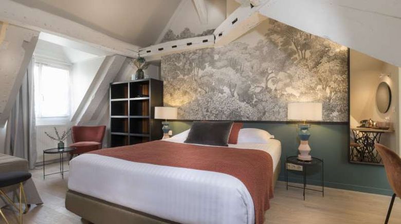 <b>Hotel Jeanne d'Arc Room</b>. Images powered by <a href="https://iceportal.shijigroup.com/" title="IcePortal" target="_blank">IcePortal</a>.