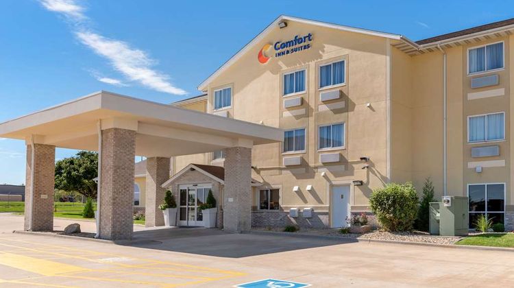 Comfort Inn & Suites Lincoln Exterior