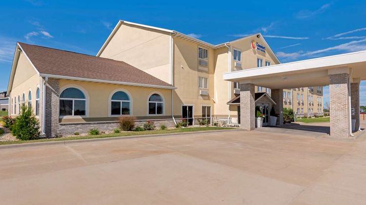 Comfort Inn & Suites Lincoln Exterior