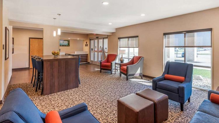 Comfort Inn & Suites Lincoln Lobby