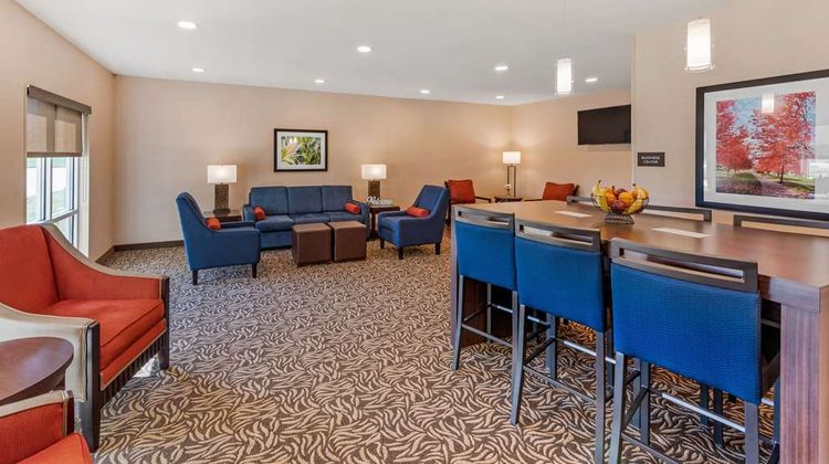 Comfort Inn & Suites Lincoln Lobby