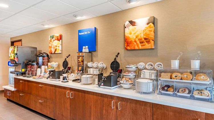Comfort Inn & Suites Lincoln Restaurant