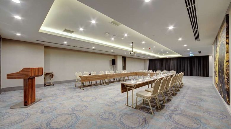 <b>DoubleTree by Hilton Adana Meeting</b>. Images powered by <a href="https://iceportal.shijigroup.com/" title="IcePortal" target="_blank">IcePortal</a>.