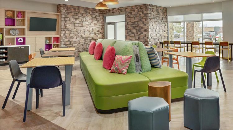 Home2 Stes by Hilton Colorado Springs S Lobby