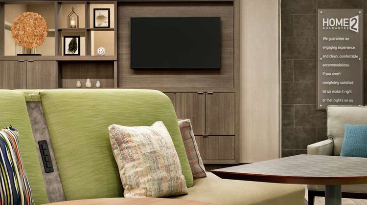 Home2 Suites by Hilton Houston Pearland Lobby