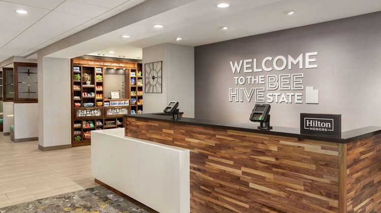 Hampton Inn West Valley Salt Lake City Lobby