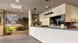 Super 8 by Wyndham Dresden Lobby
